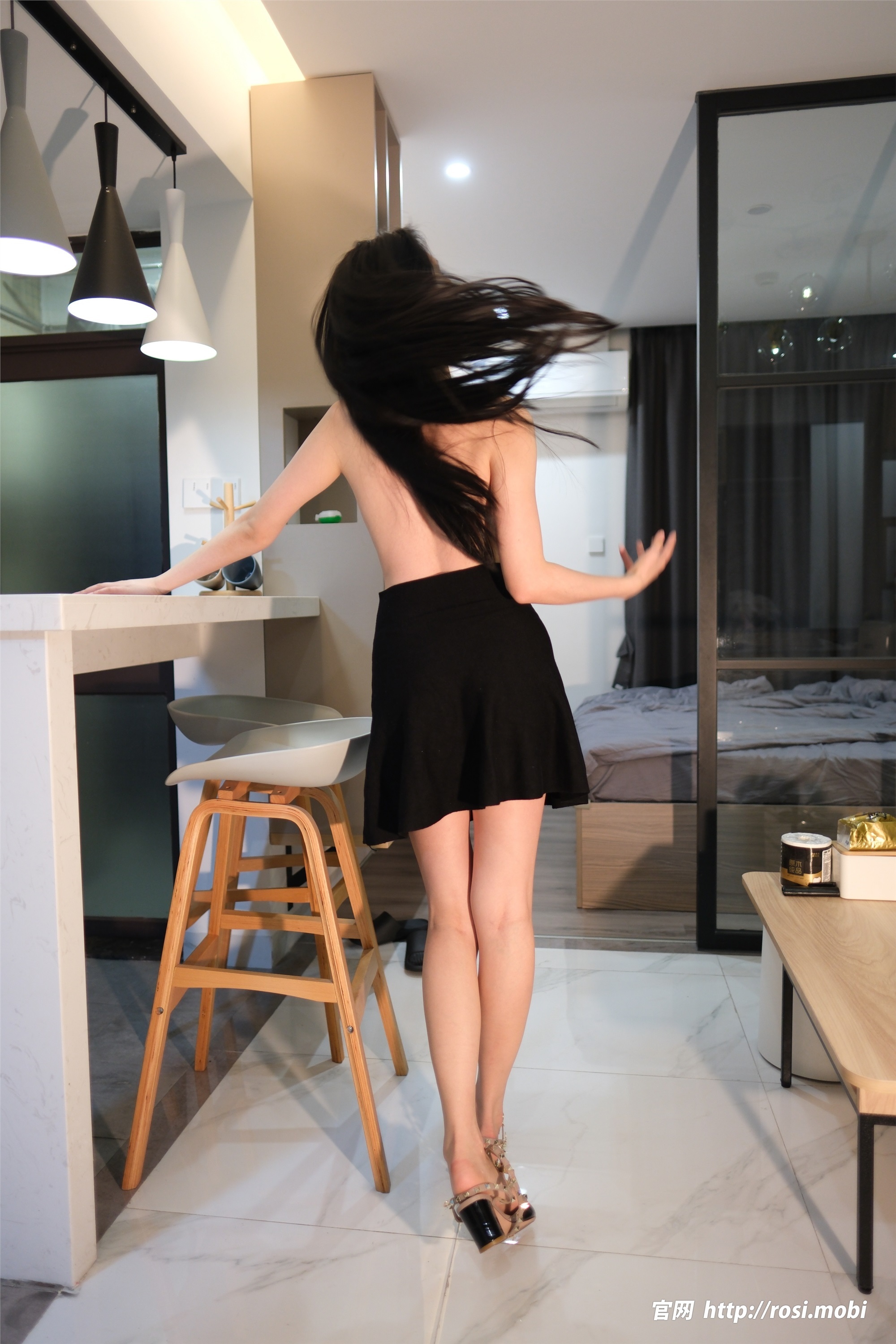ROSI写真 2025.05.25 NO.4920